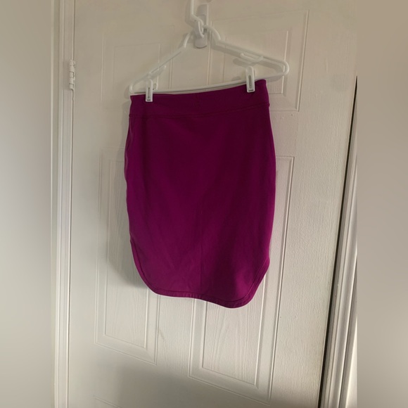 Lululemon City Skirt Regal Plum Size 6 - Picture 6 of 8